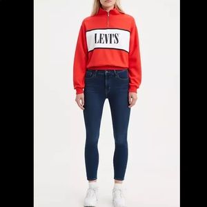 Levi’s 720 High Rise Cropped Super Skinny Jeggings